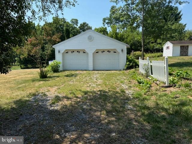 12922 Salem Avenue photo 4