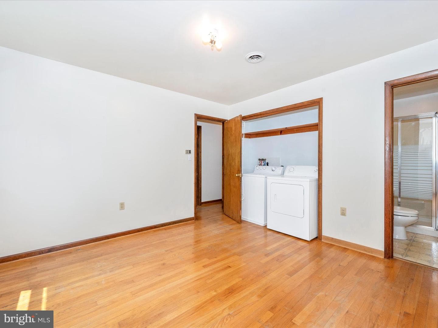 208 E Antietam Street photo 35