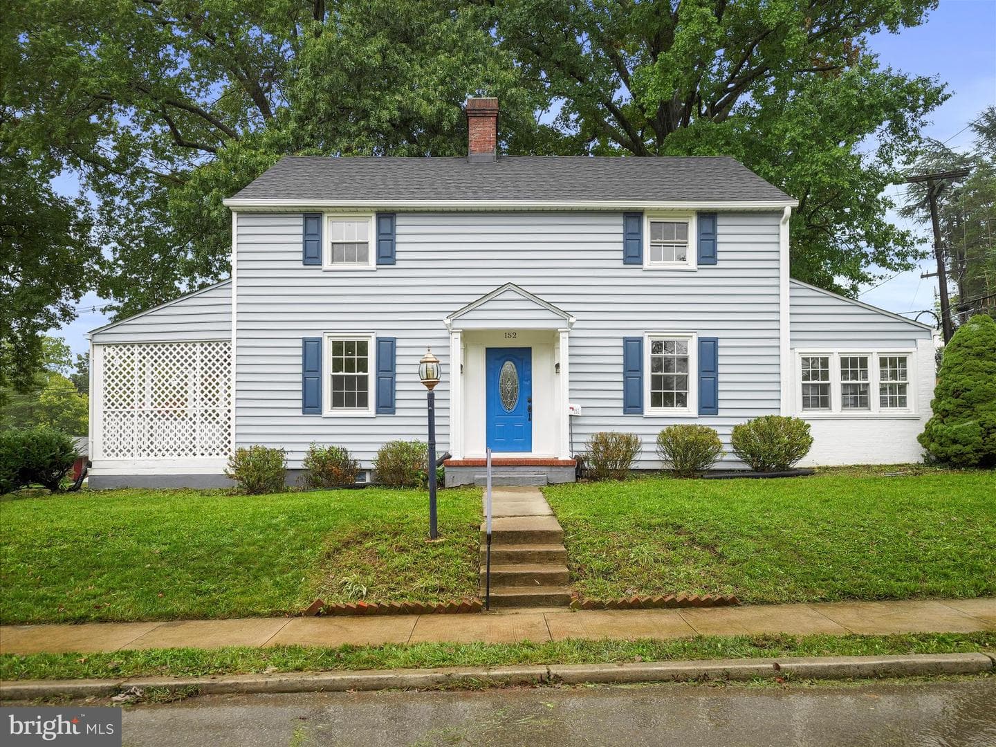 152 E Irvin Avenue photo 1