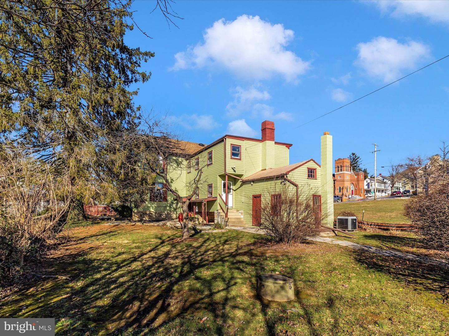 132 E Main Street photo 57
