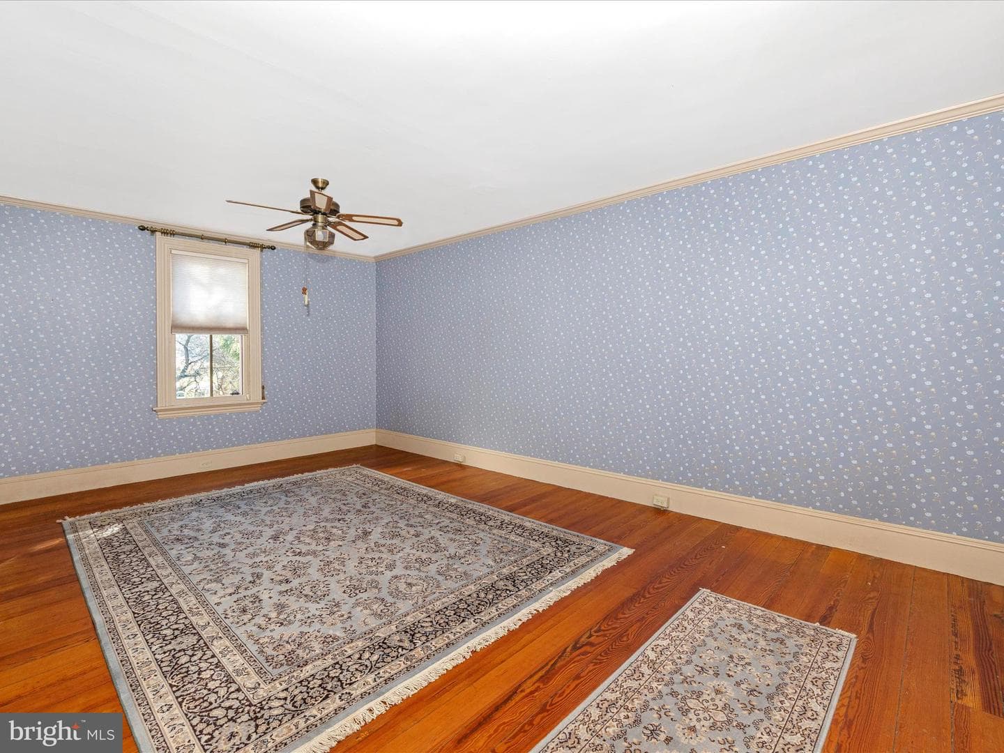 132 E Main Street photo 9