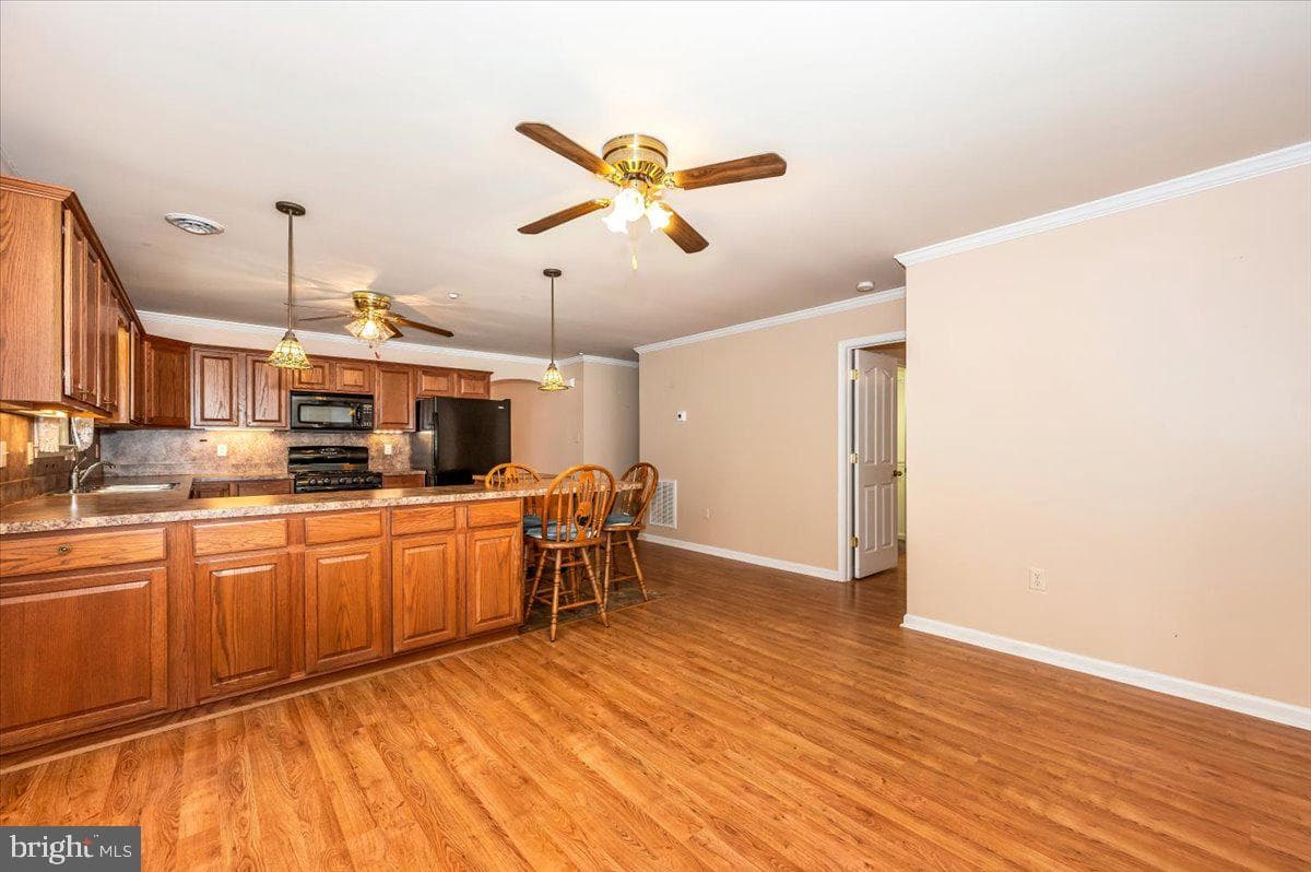 1230 Hunters Woods Drive photo 14