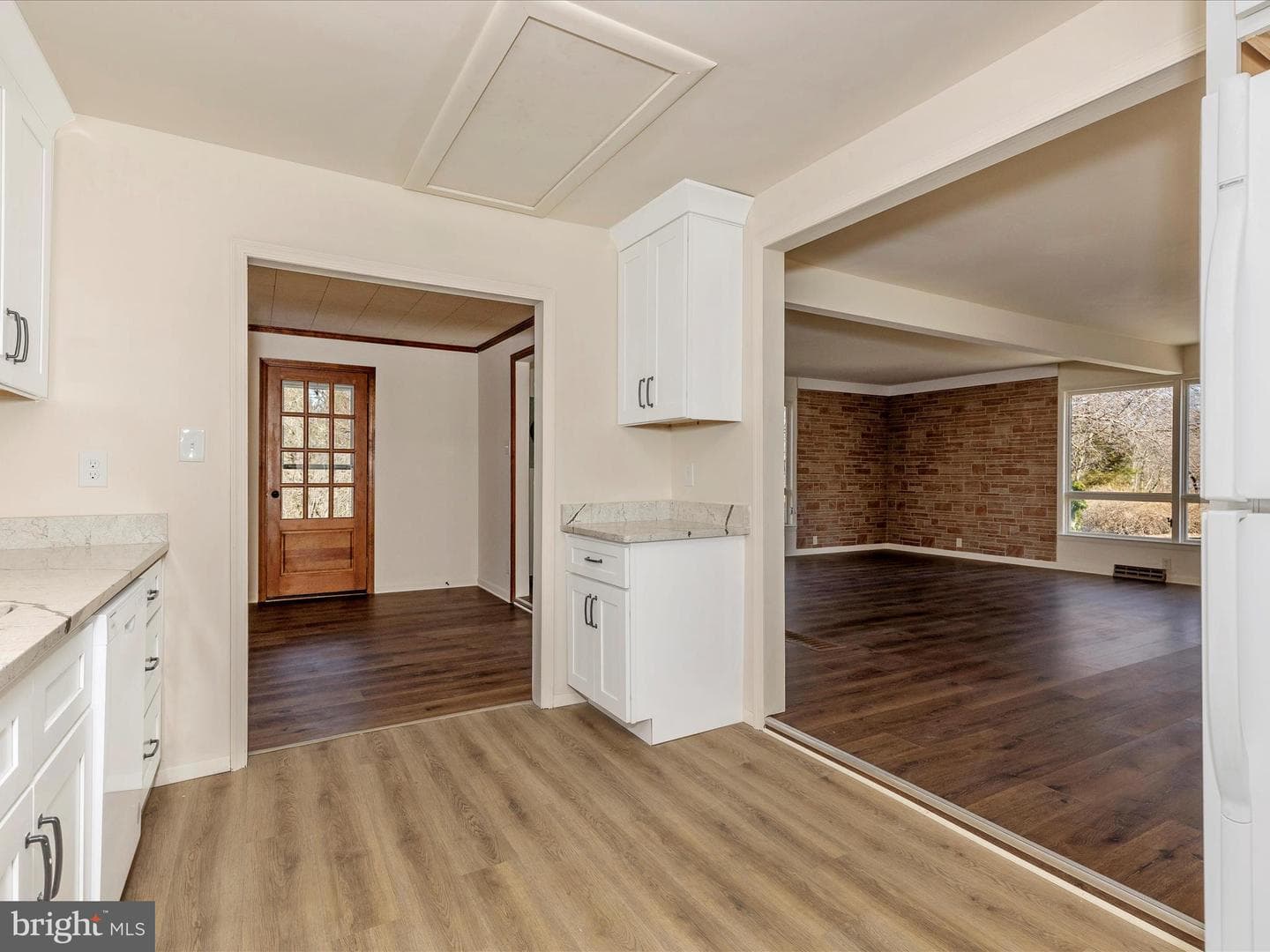 21628 Leiter Street photo 11