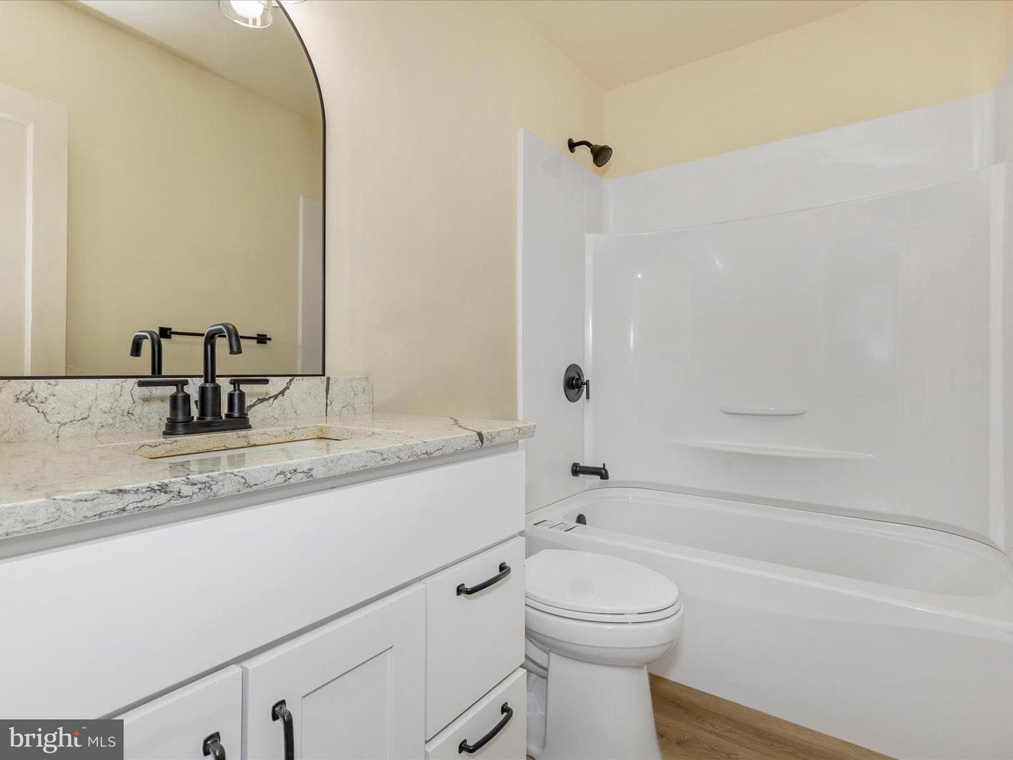 21628 Leiter Street photo 38