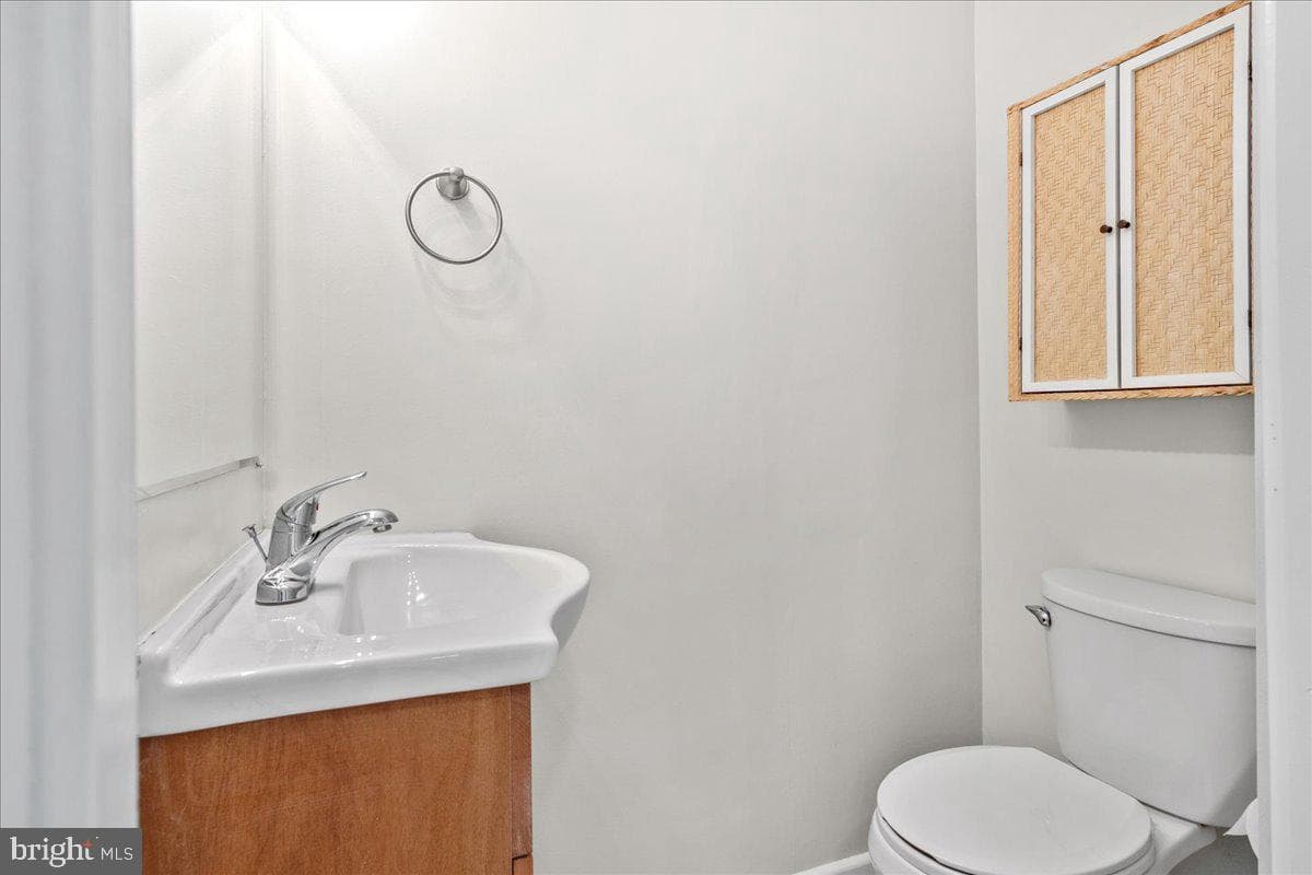 17531 Lincolnshire Road photo 23