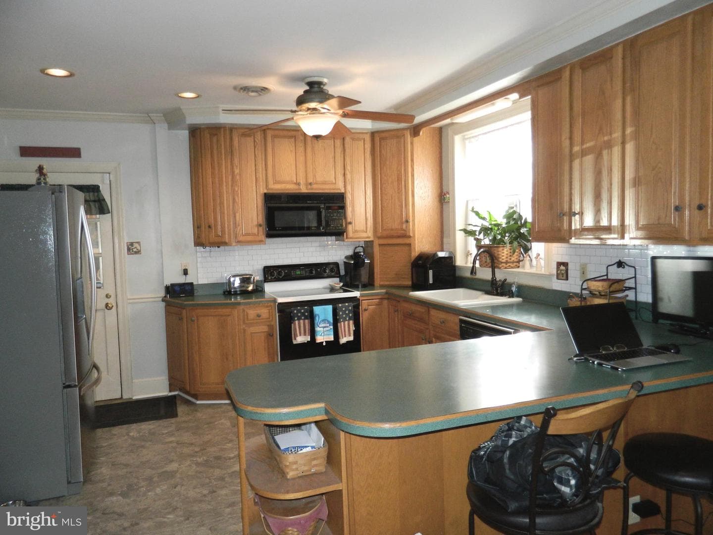108 Lakin Avenue photo 3