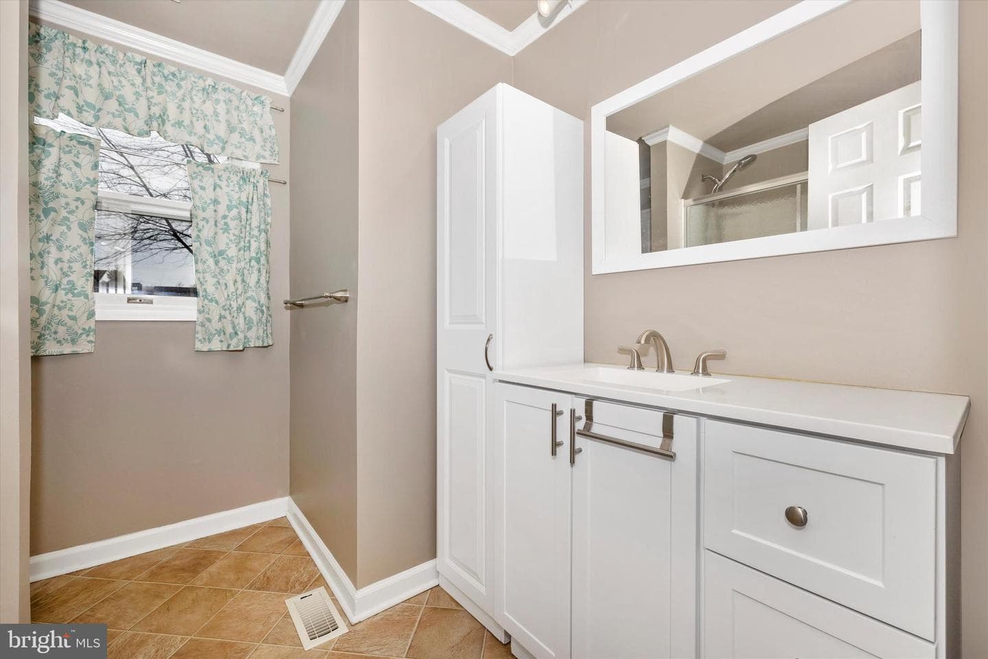 206 Carroll Avenue photo 42