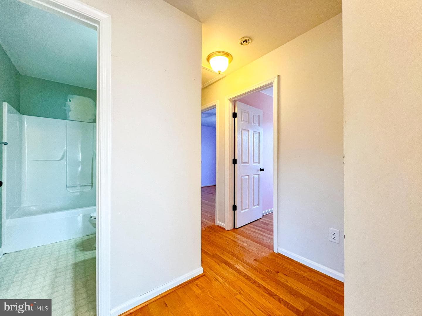 430 Westminster Court photo 40