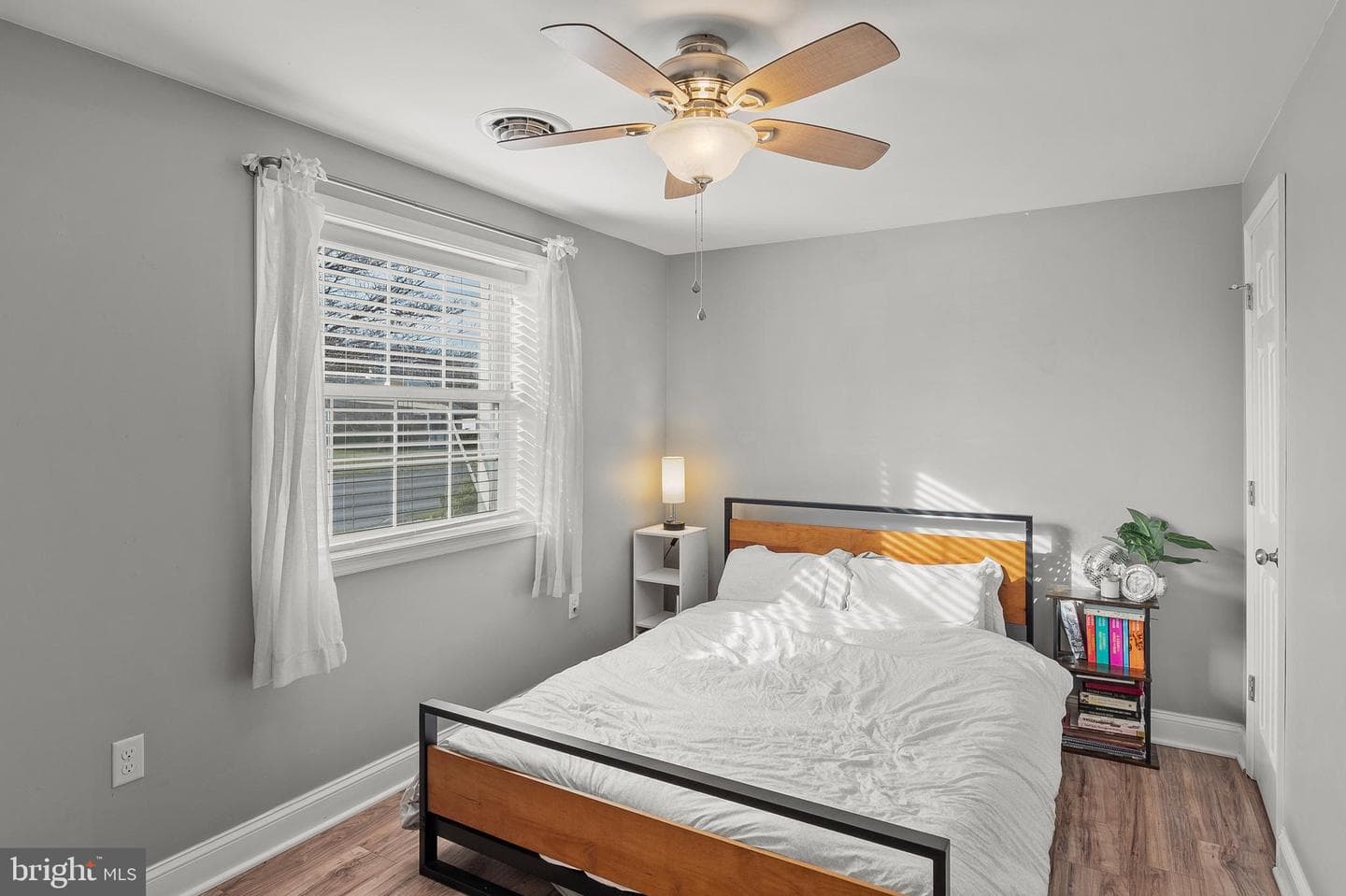 1212 Glenwood Avenue photo 10