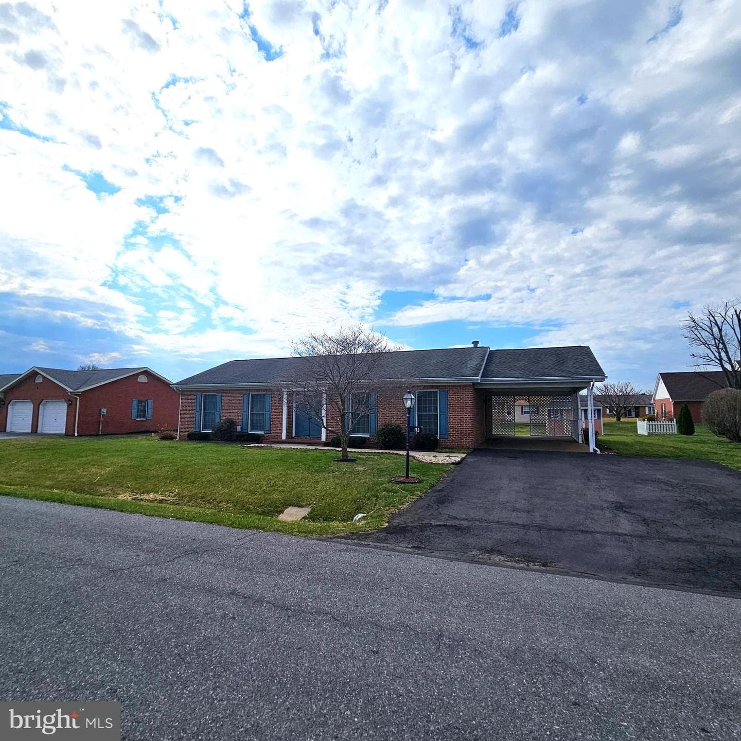 113 S Valley Drive photo 16