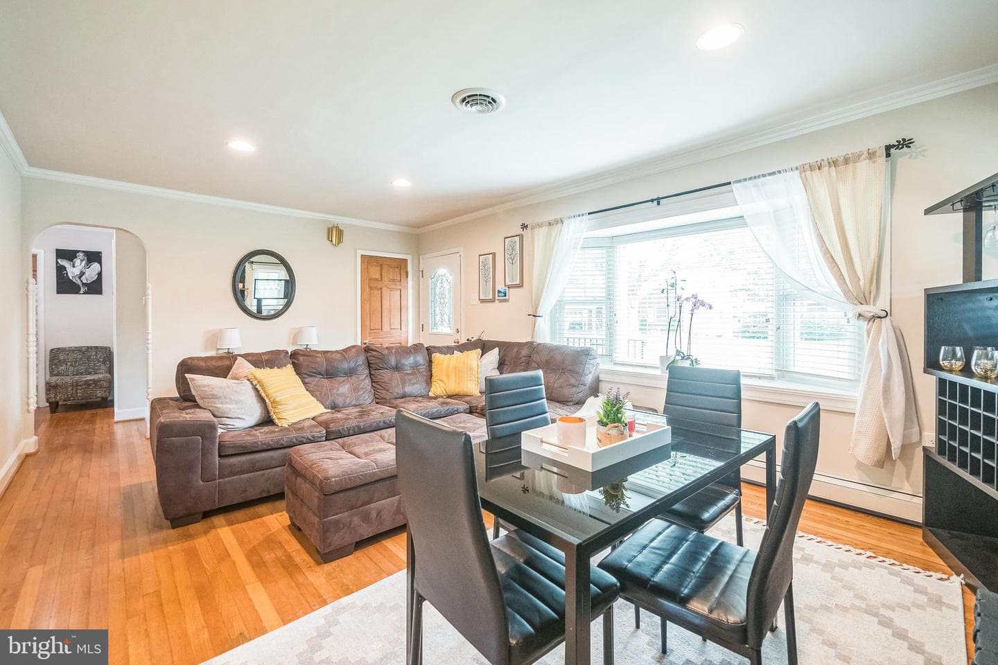 10918 Allen Avenue photo 3