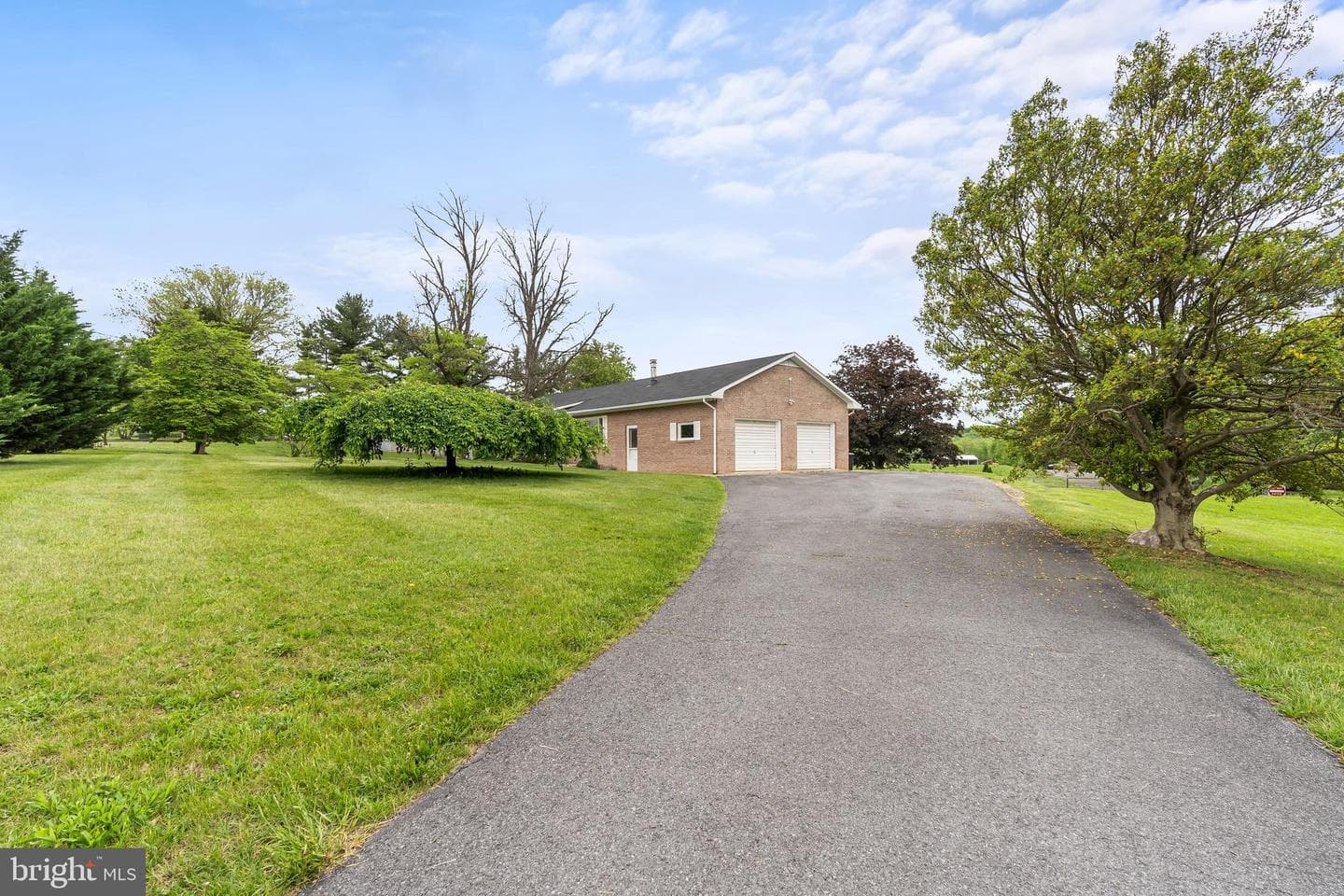 14627 Cearfoss Pike photo 3