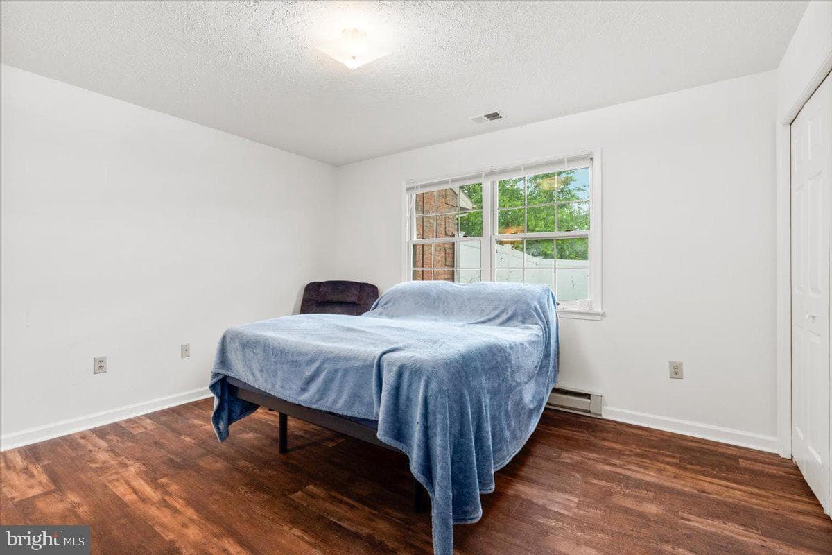 1031 Matthew Court photo 20