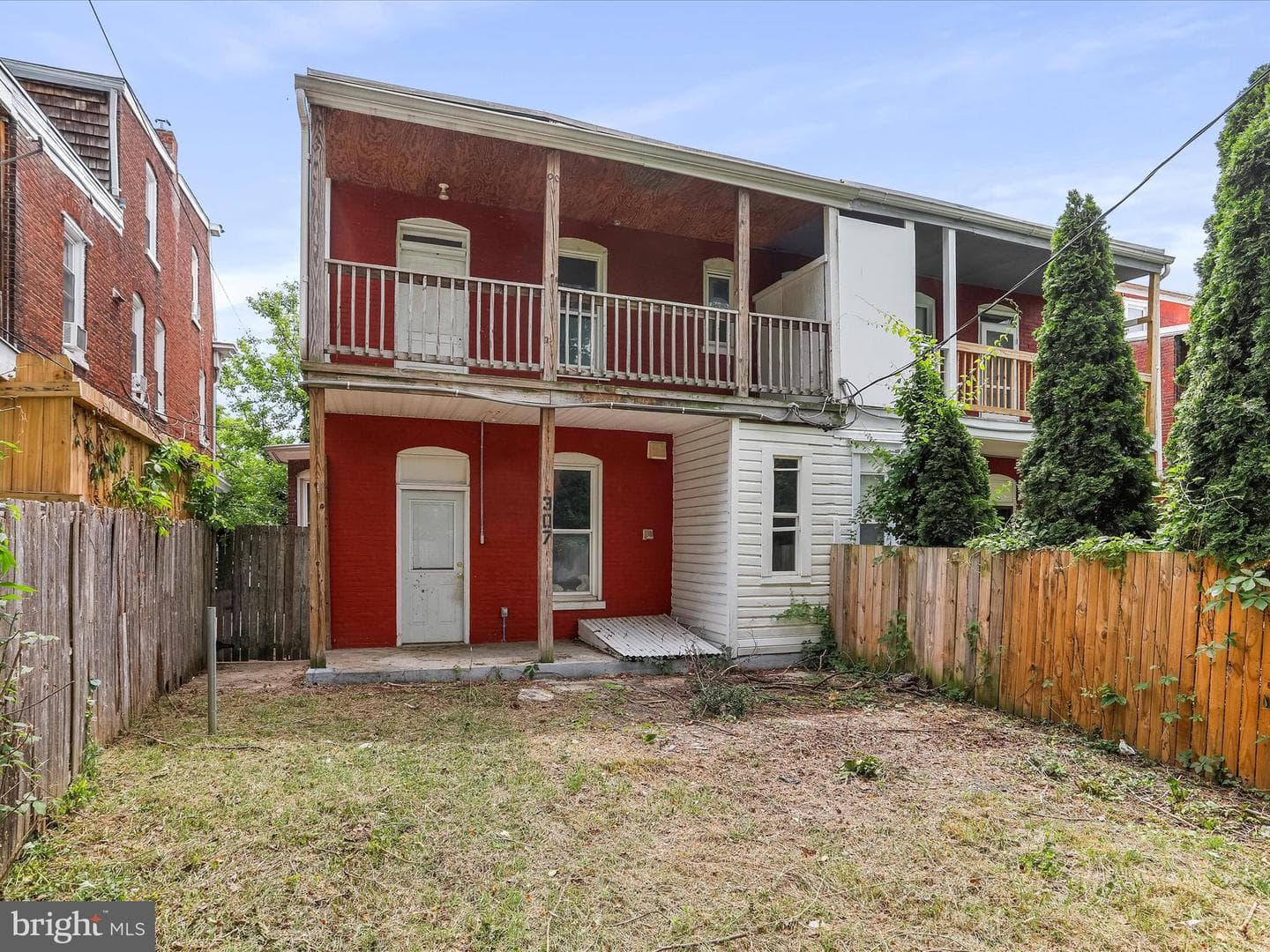 307 Summit Avenue photo 27