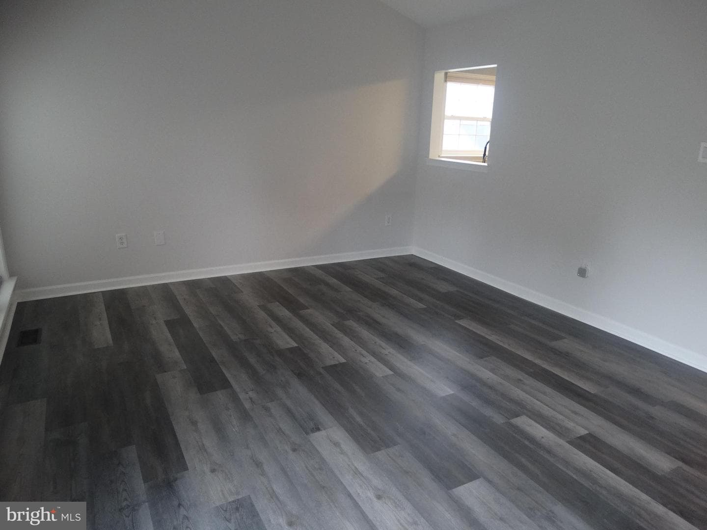 112 Colton Court photo 24