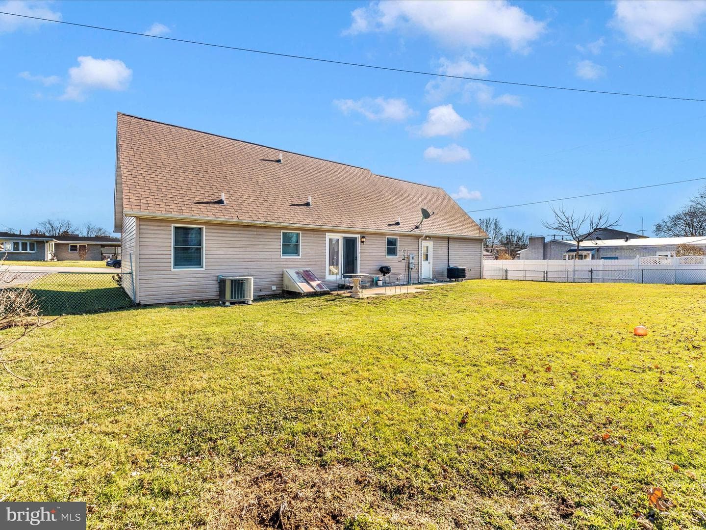 13902 Weaver Avenue photo 43