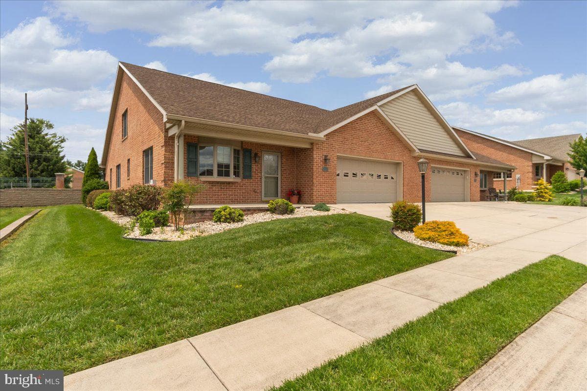 13336 Marquise Dr