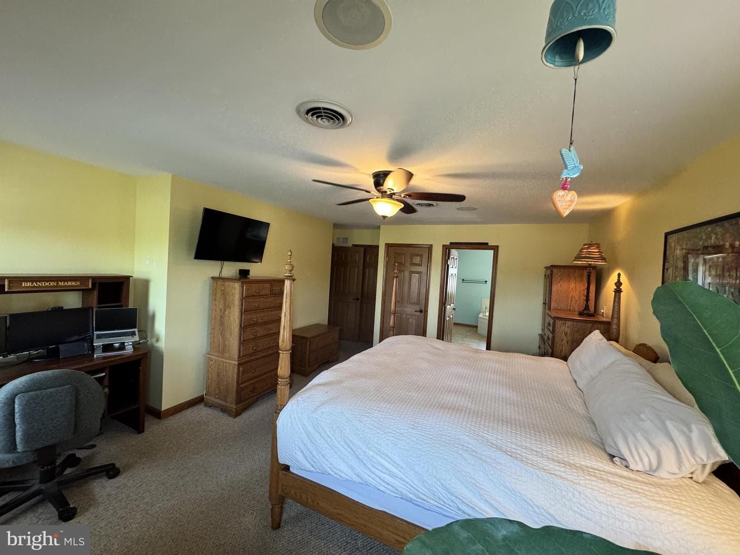 208 Montclair Court photo 39