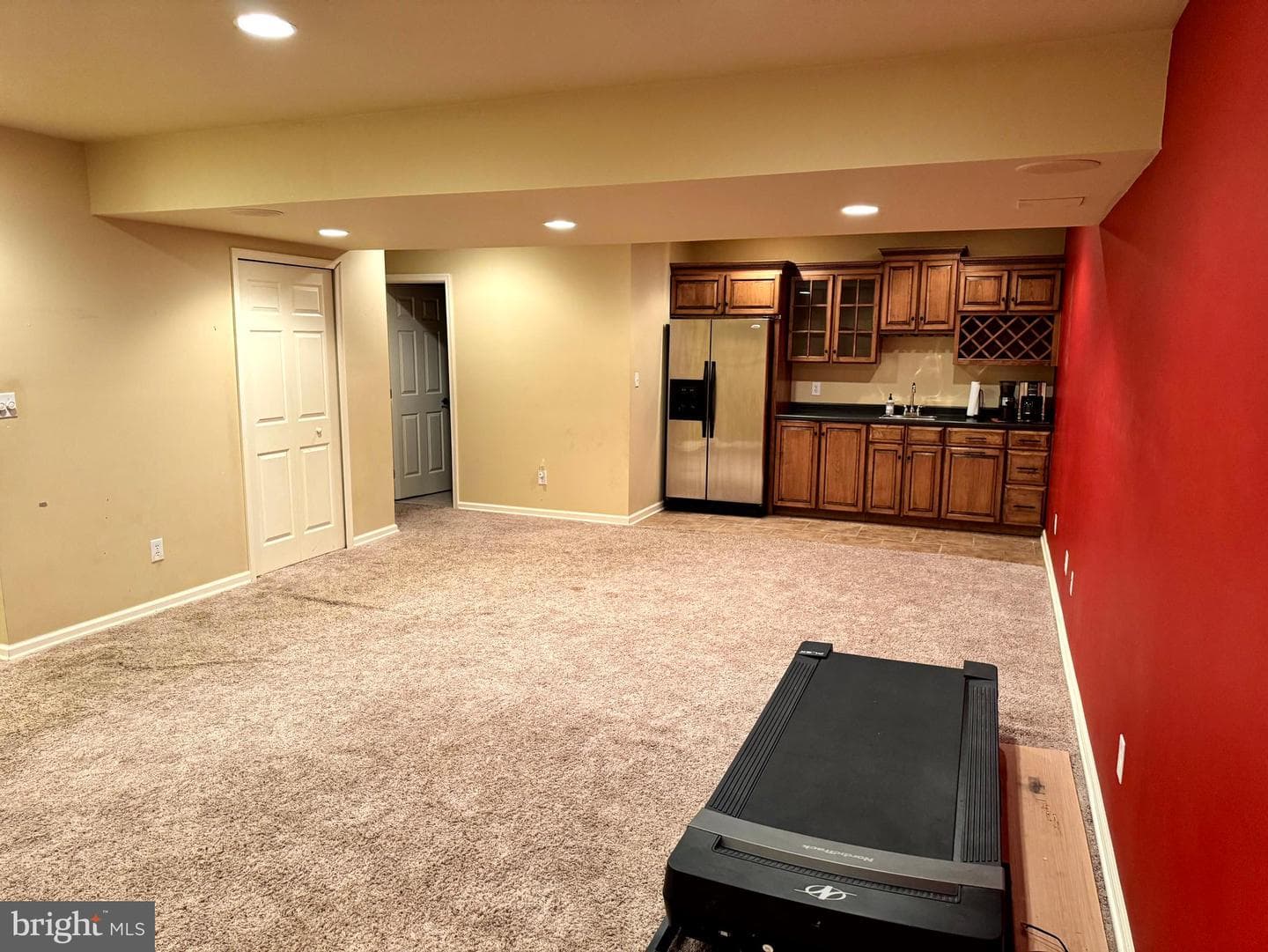 208 Montclair Court photo 73