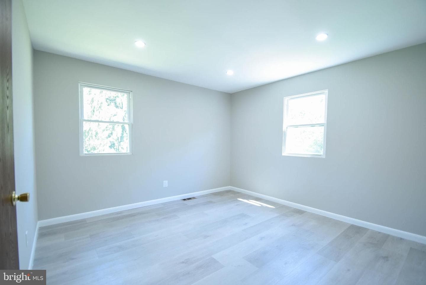 18130 Clearway Drive photo 17