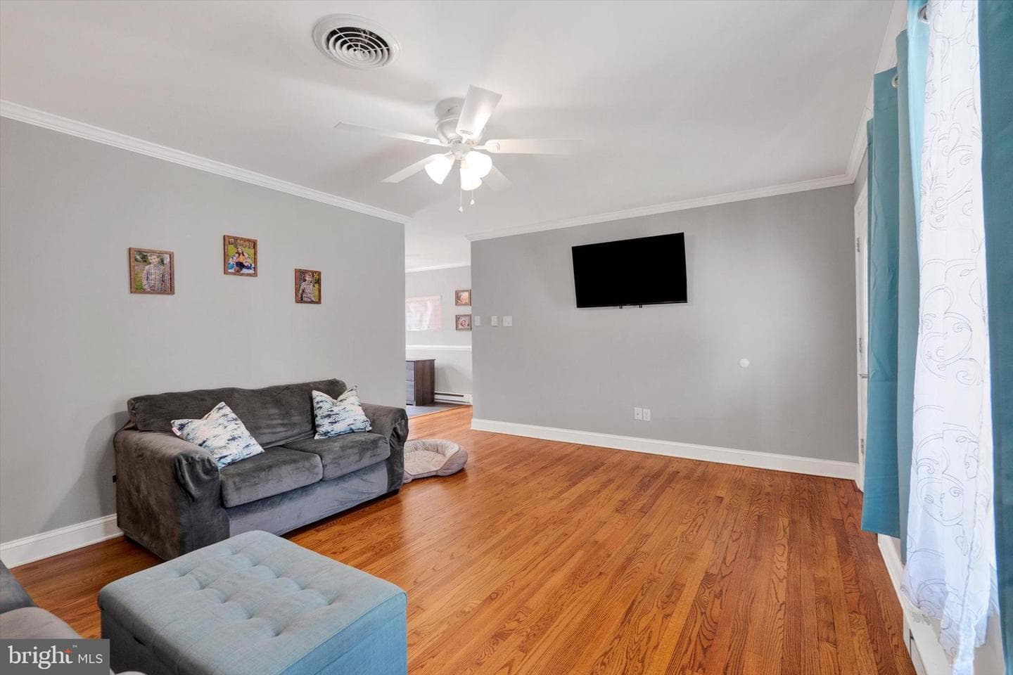 204 Young Avenue photo 5