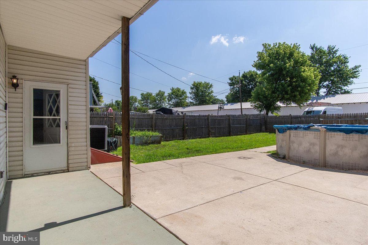 550 N Mulberry Street photo 22
