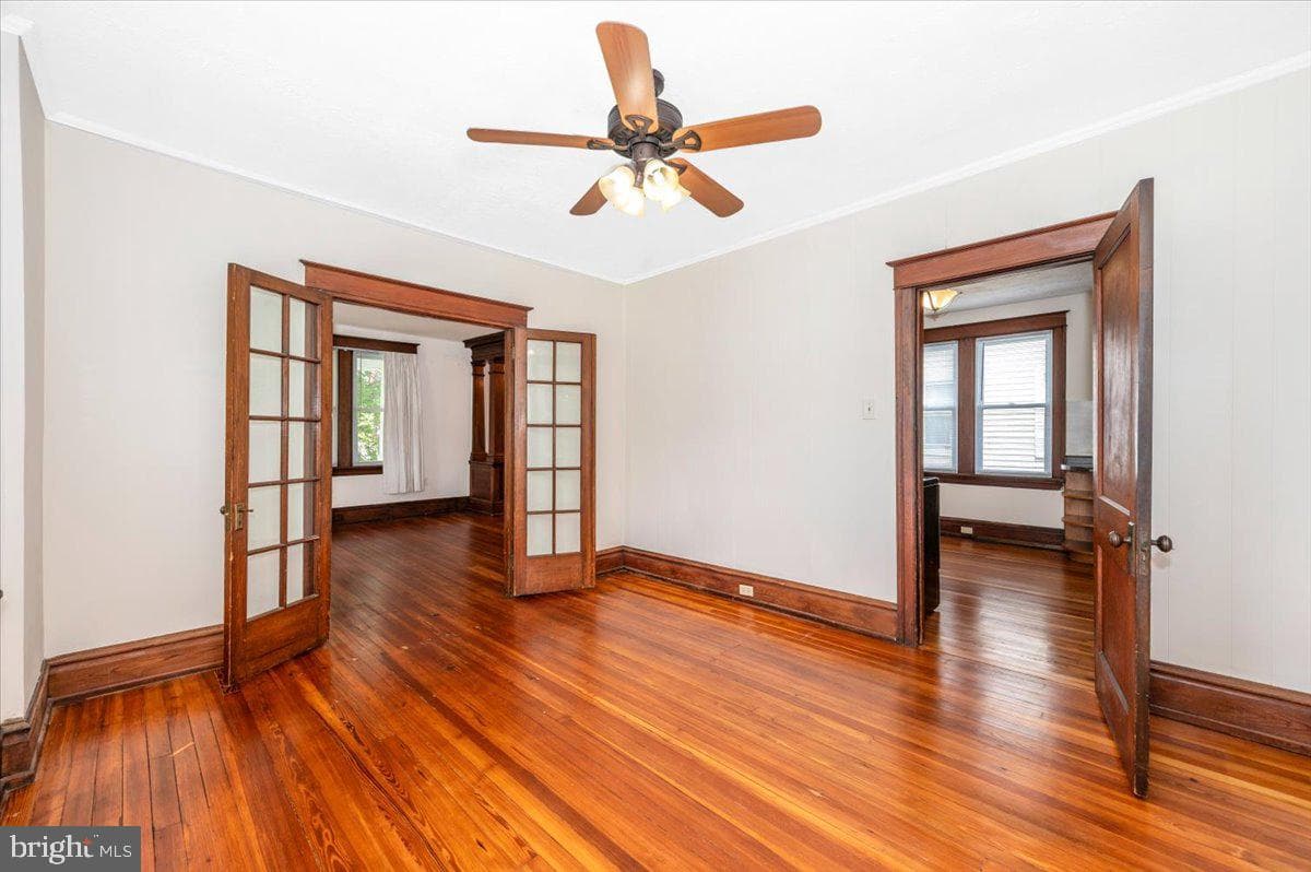 11113 Glenside Avenue photo 16