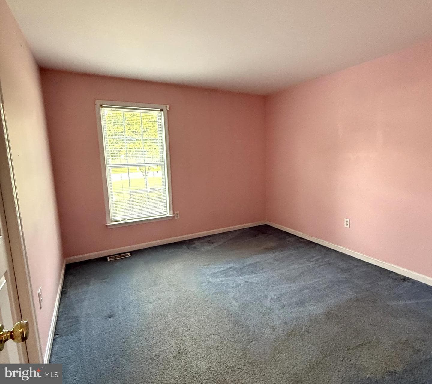 14102 Maugansville Road photo 21
