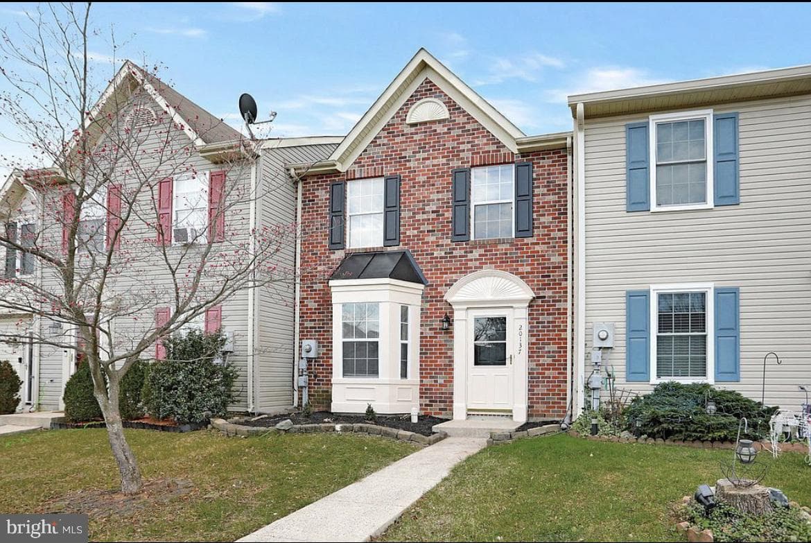 20137 Daniels Circle photo 2