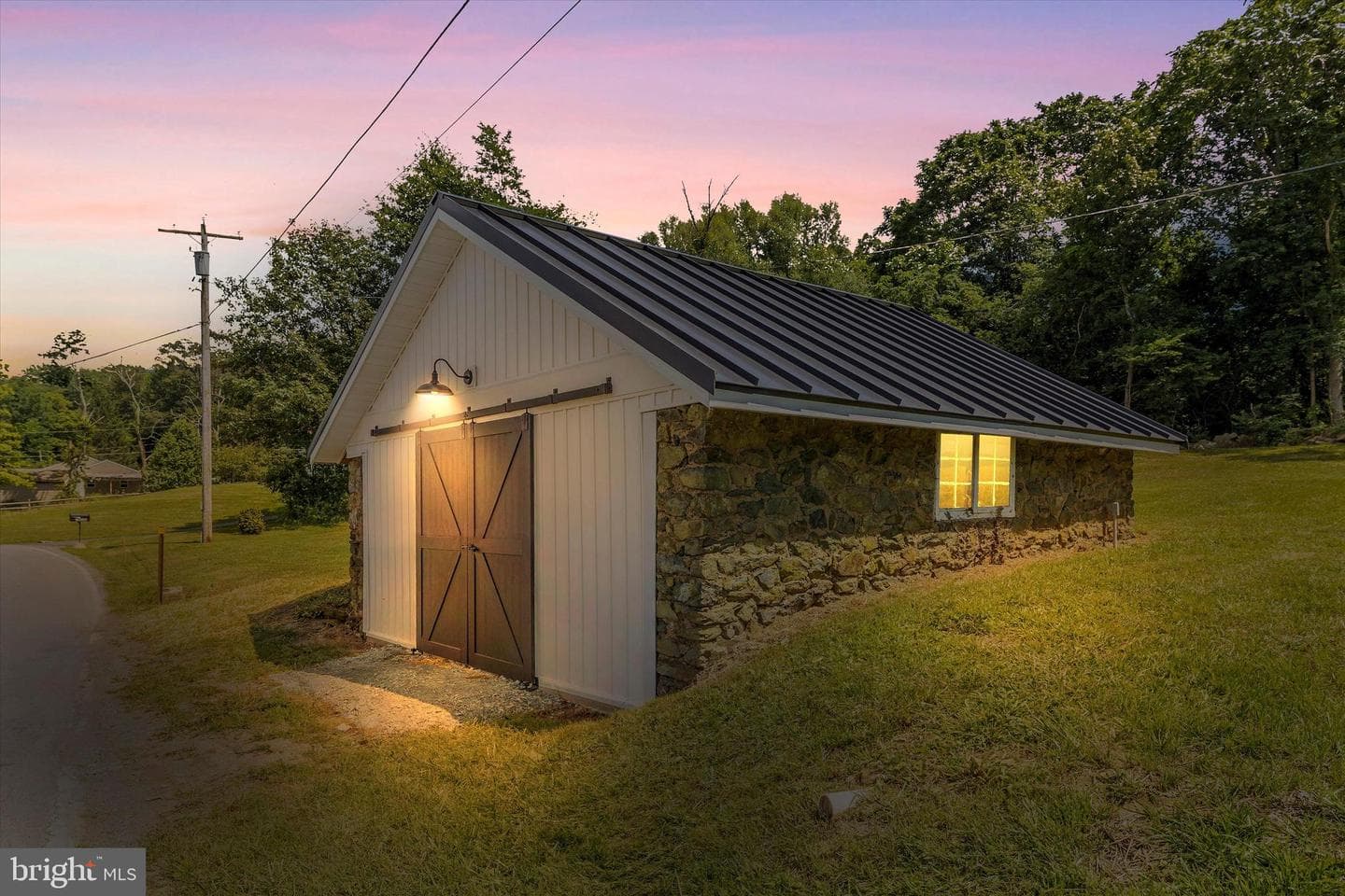 14241 Ritchie Road photo 3