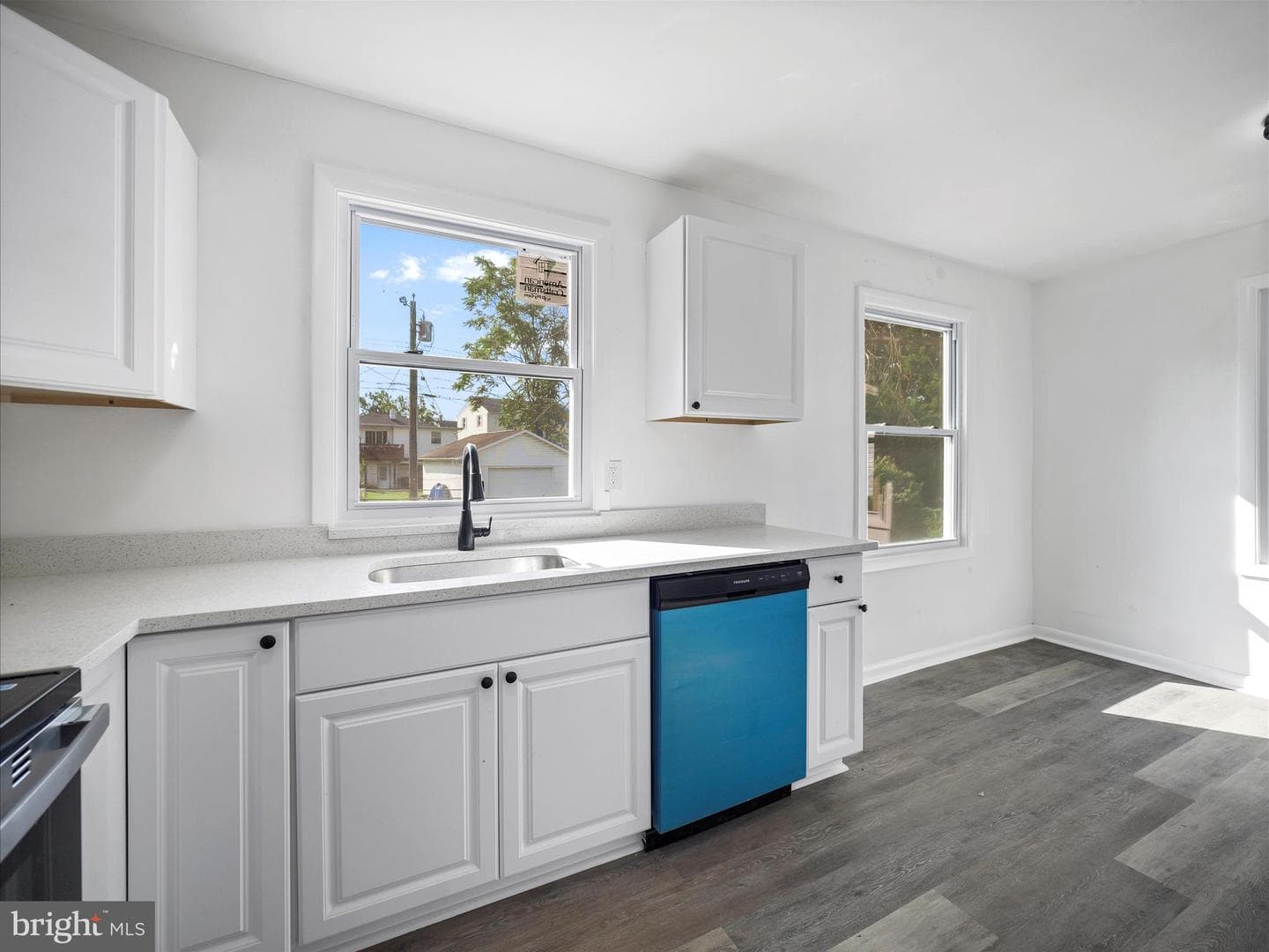 870 Pine Street photo 4
