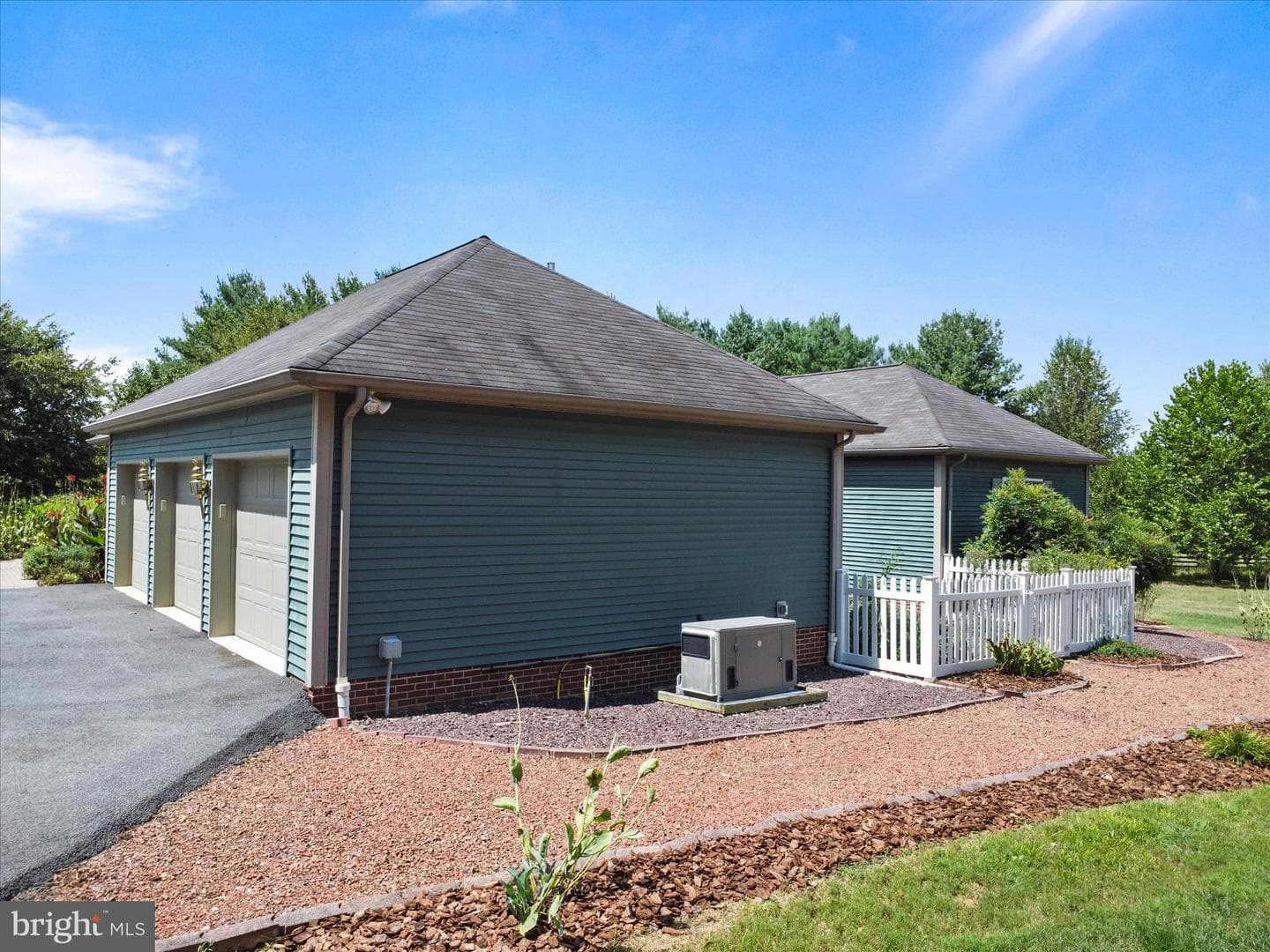 5423 Porterstown Road photo 8