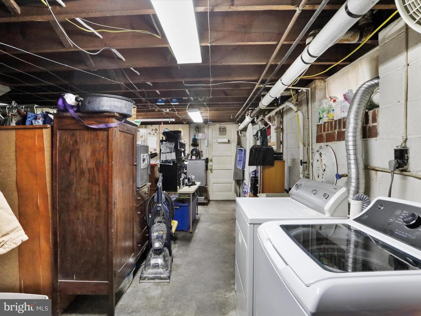 843 Frederick Street photo 23