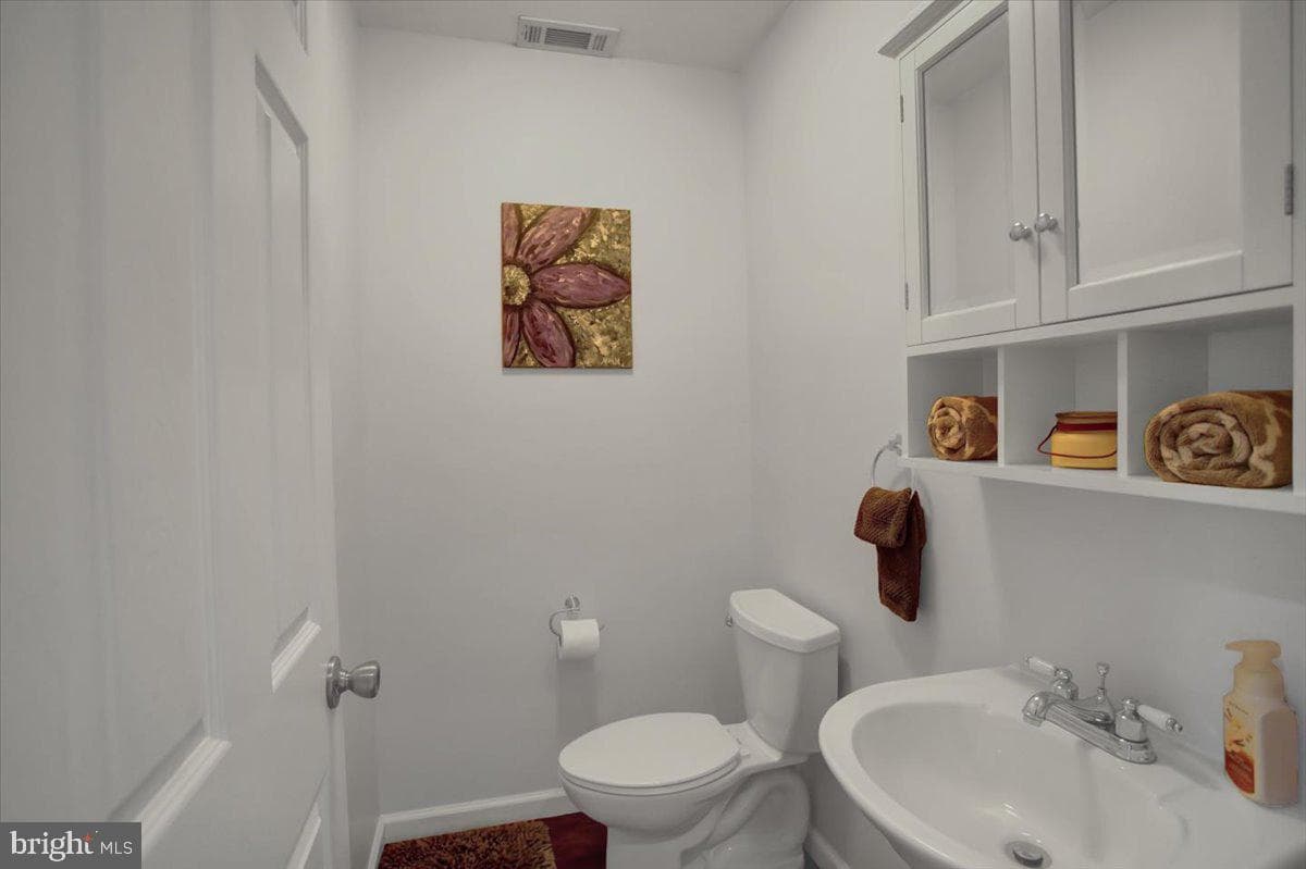 11924 Sun Valley Drive photo 9
