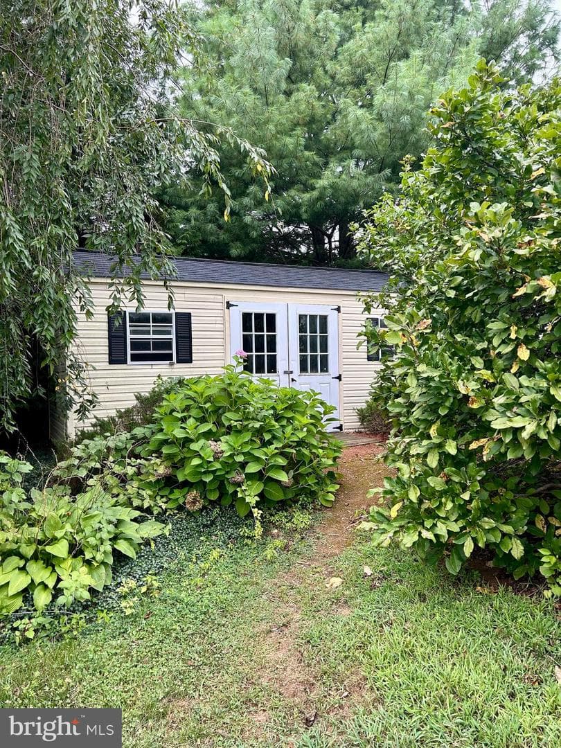 109 Conestoga Court photo 19