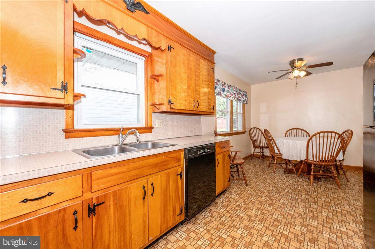 12026 Christy Avenue photo 14