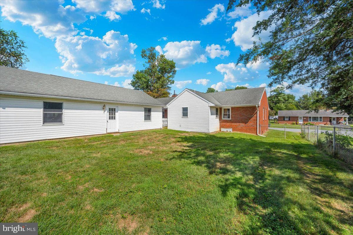 12026 Christy Avenue photo 36