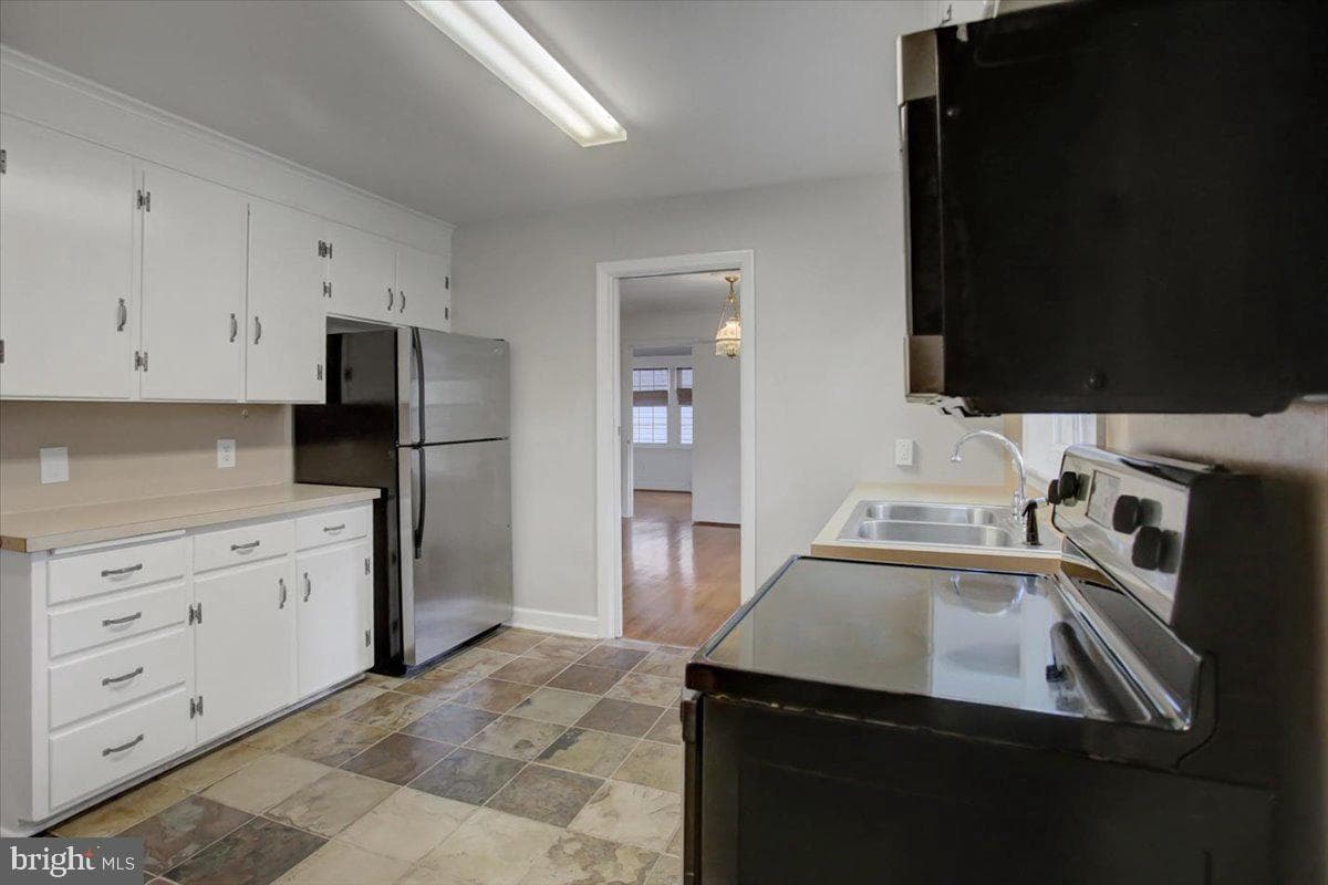 1319 The Terrace photo 14