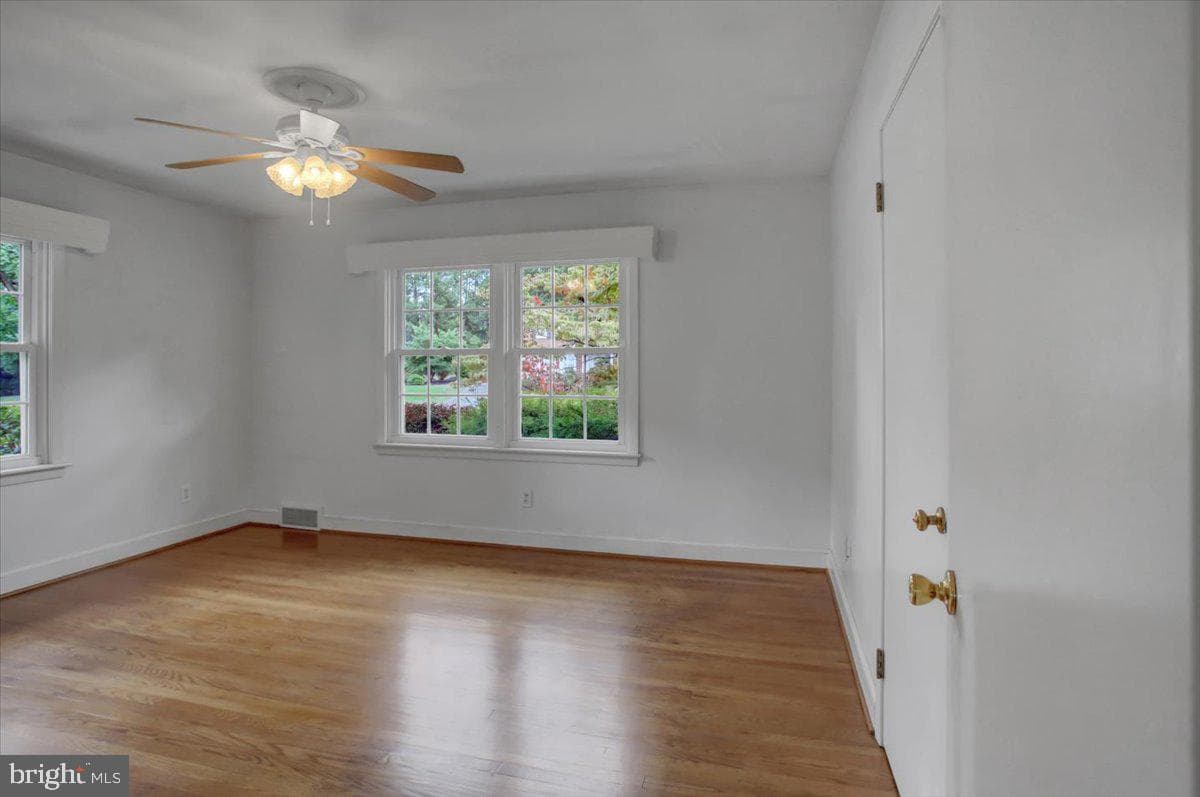 1319 The Terrace photo 26