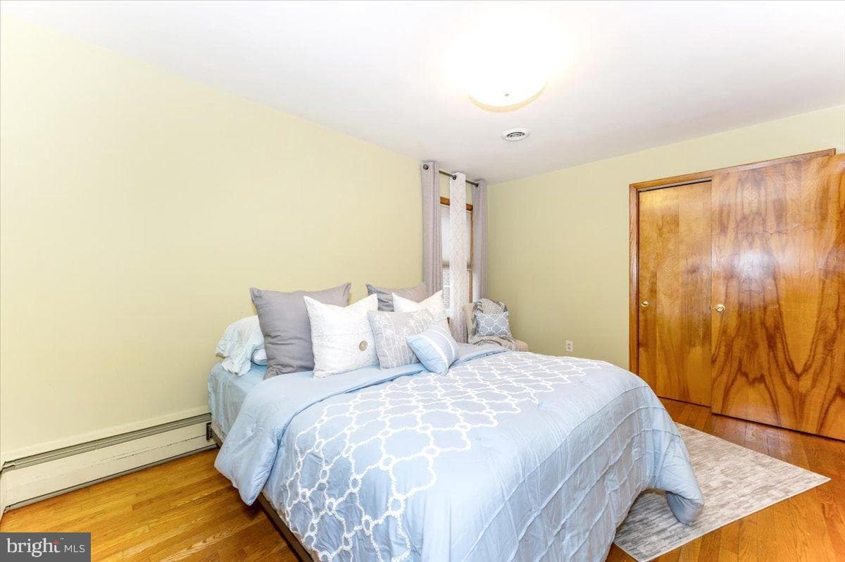 228 Bryan Place photo 34