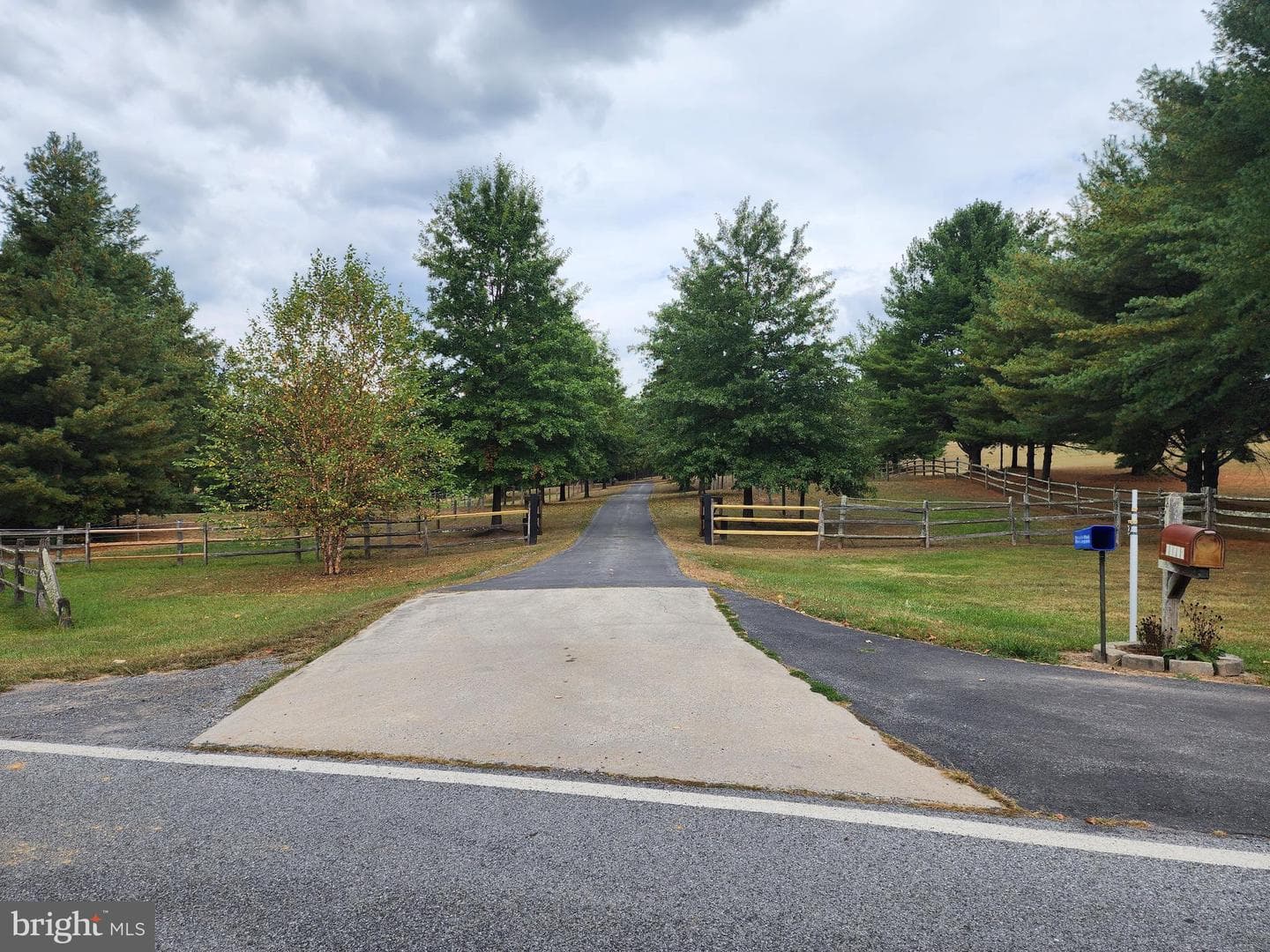 14847 White Oak Ridge photo 41