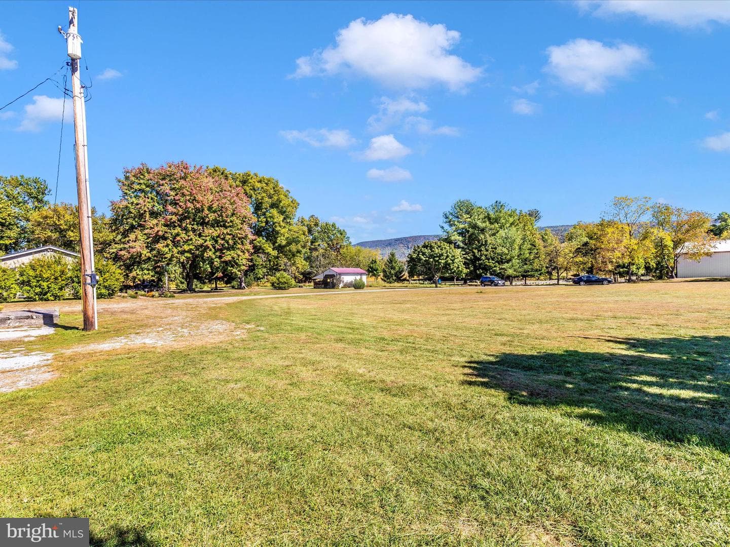 13433 Kretsinger Road photo 18