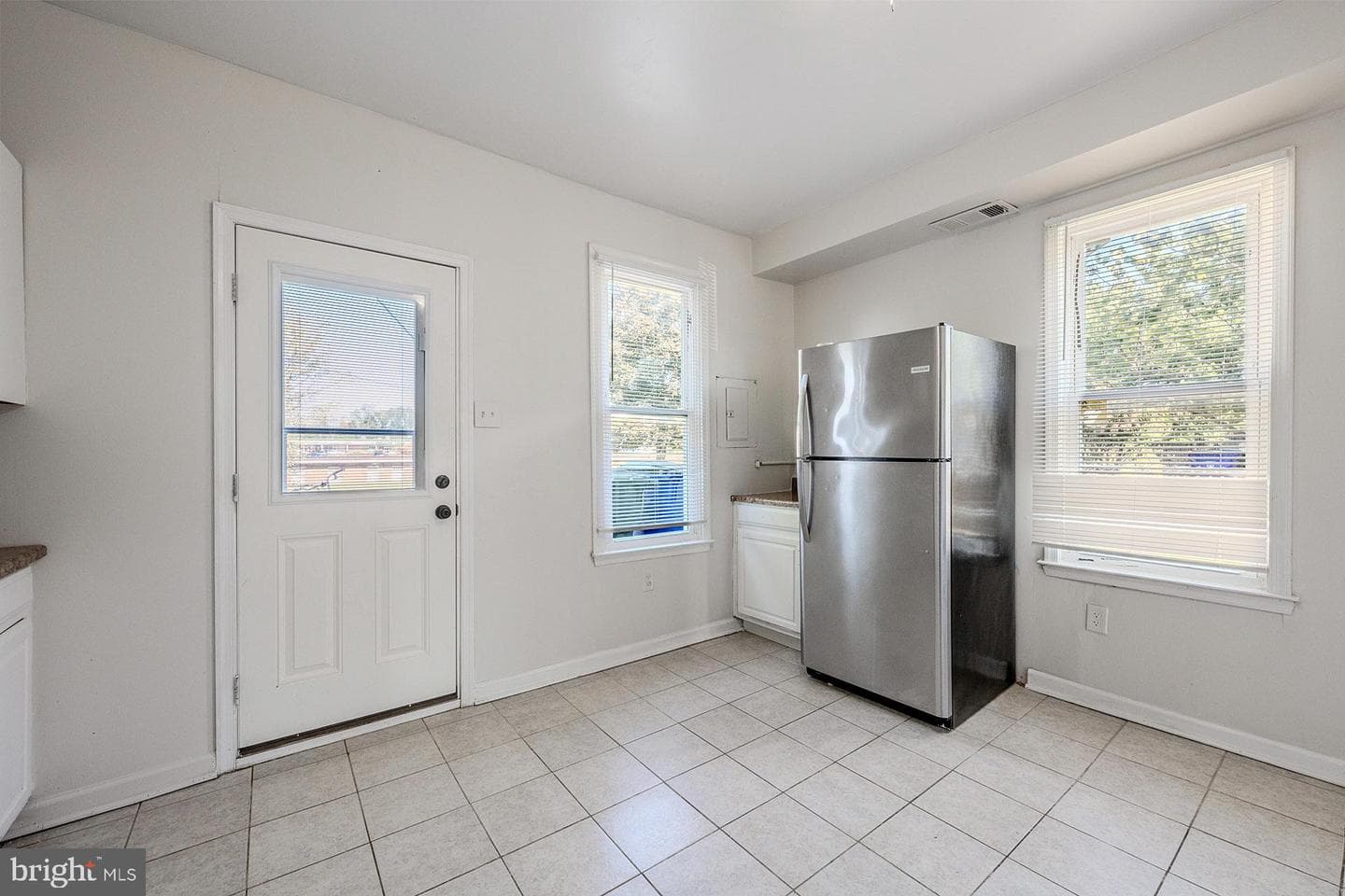1037 & 1037 1/2 Spruce Street photo 9