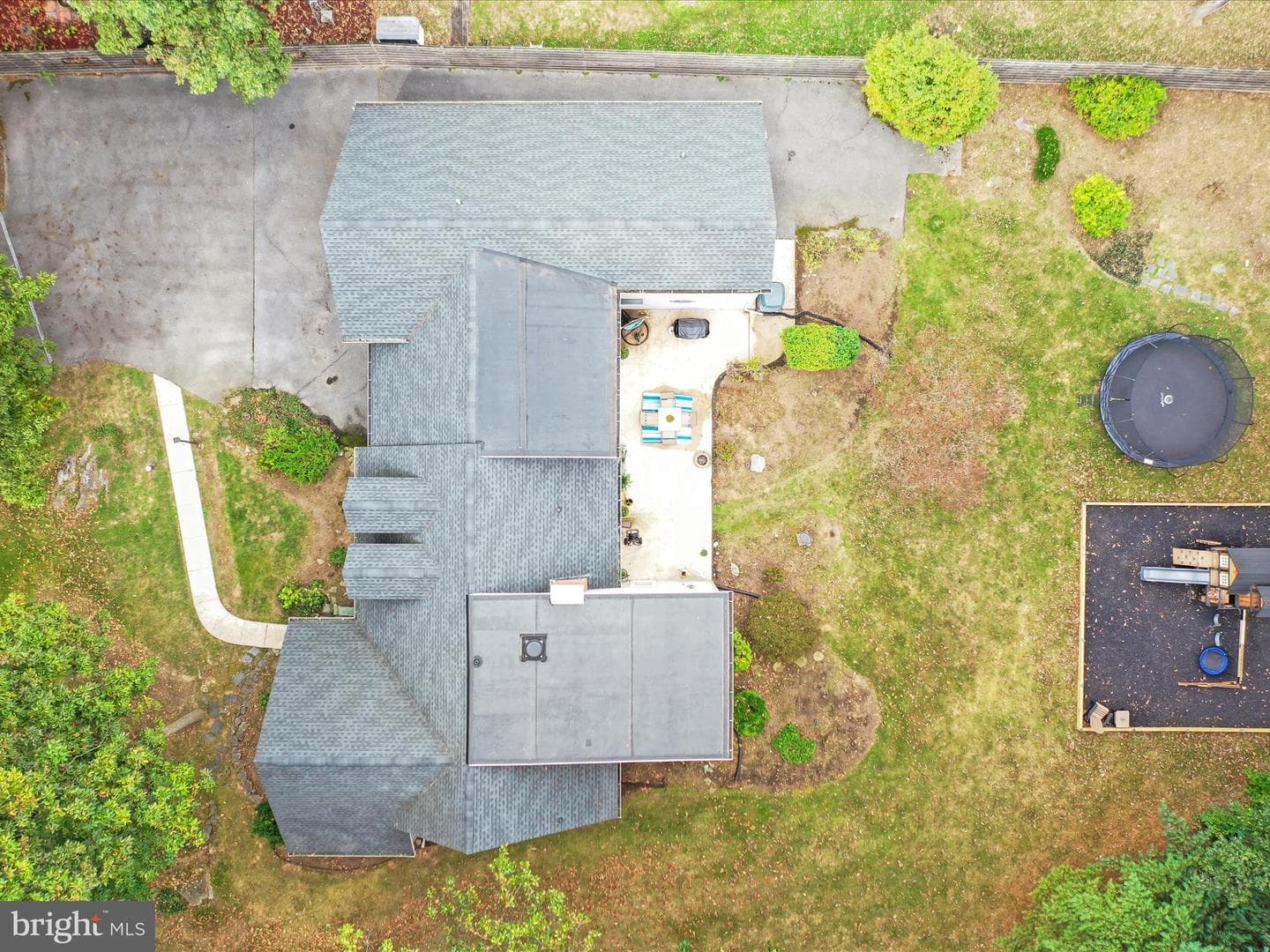19738 Longmeadow Road photo 82