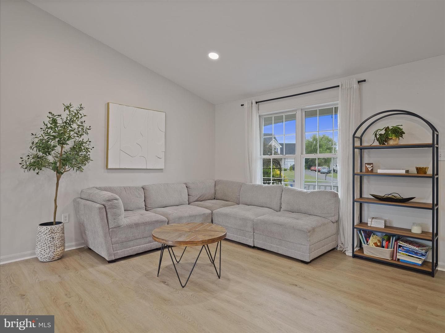 13409 Chads Terrace photo 6