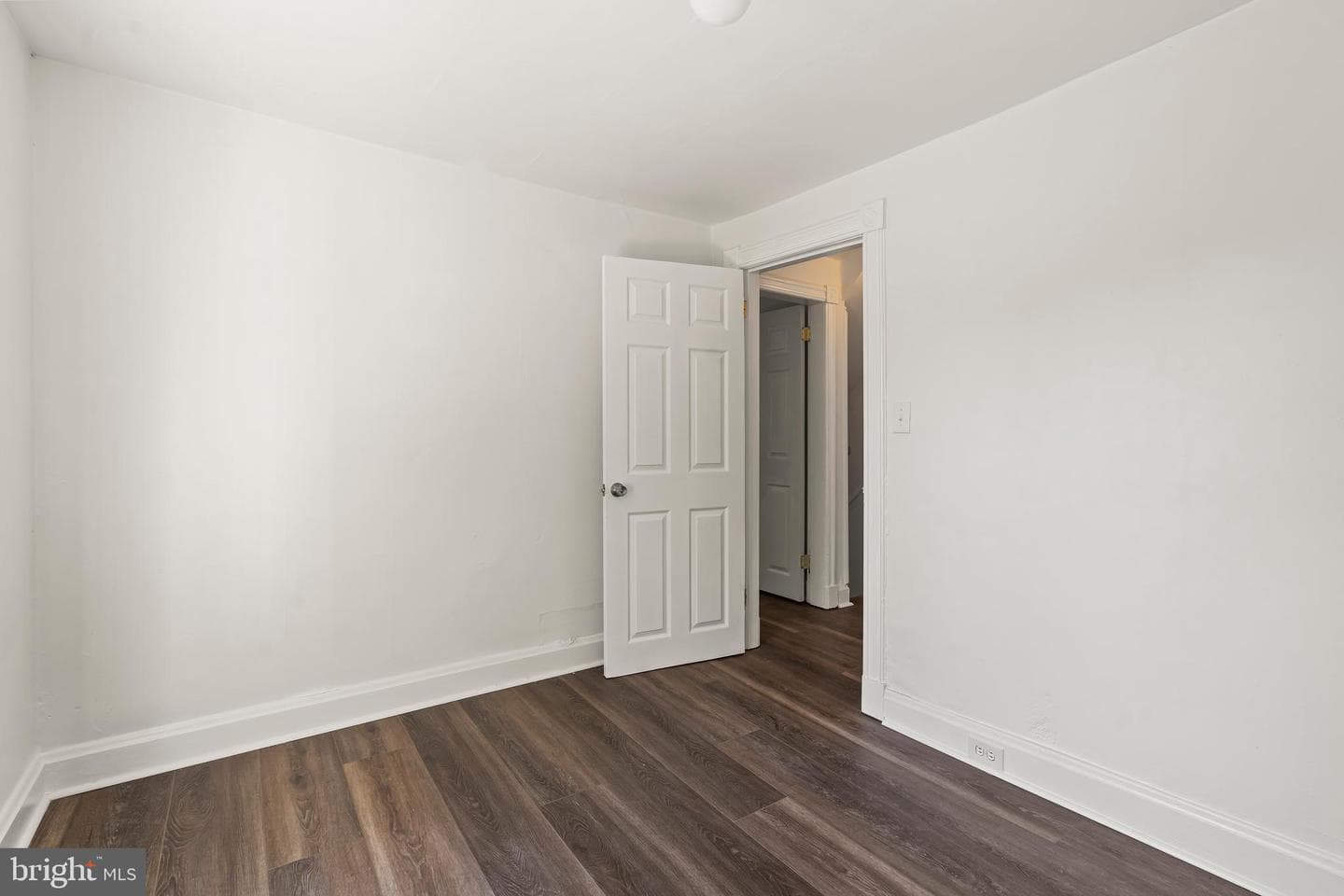 308 Locust Street photo 24