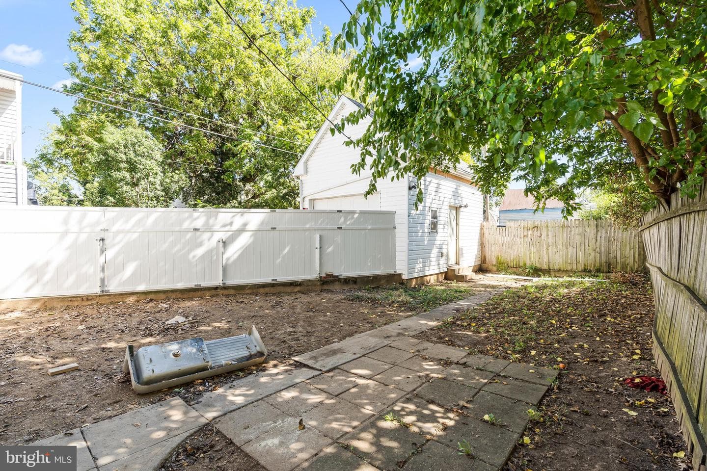 308 Locust Street photo 4