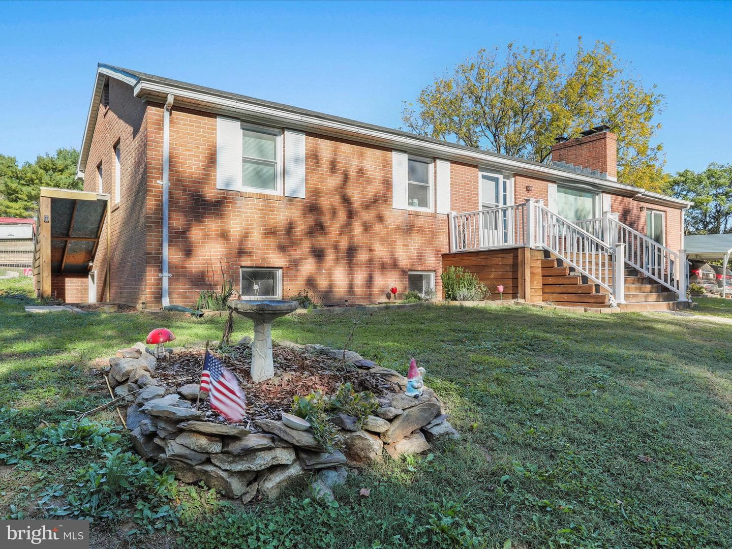 623 Docs Lane photo 2