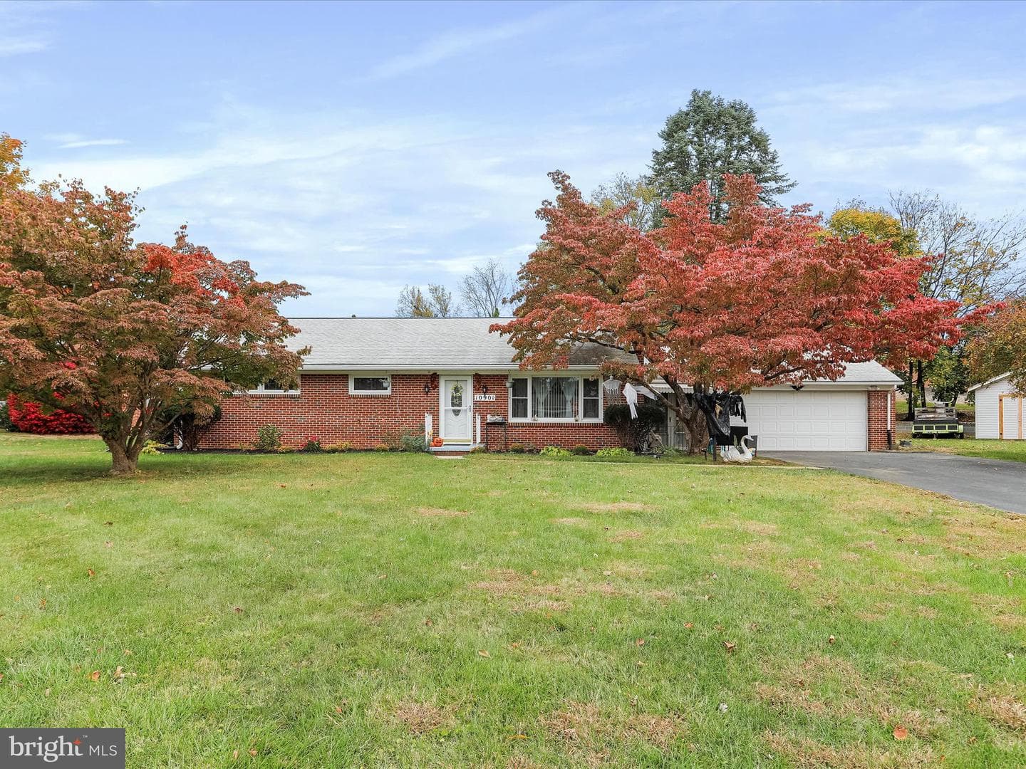 10901 Roessner Avenue photo 4