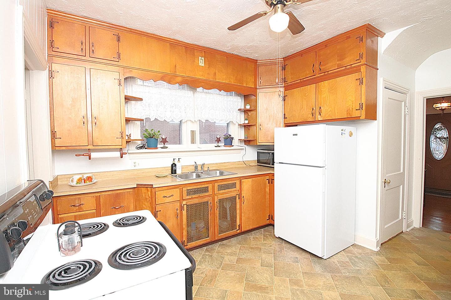 17832 Virginia Avenue photo 20